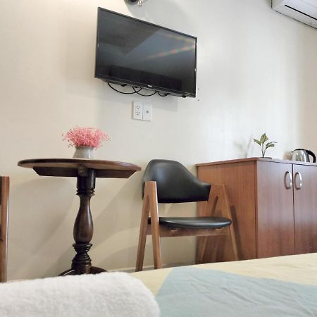 Hotel Cozy Ho Chi Minh City Exterior photo